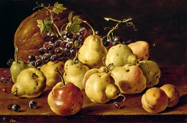 Stilleven met kweeperen, perziken, druiven en pompoen